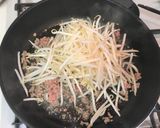 もやしでボリュームアップ！上海焼きそば風作り方4写真