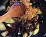 中華くらげでうま味アップ！ナス味噌炒め作り方3写真
