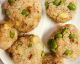 夏の定番！枝豆とチーズの簡単おにぎり作り方5写真