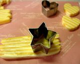 チーズで可愛いボーダー柄のハート作り方4写真