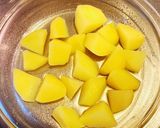 ヘルシーな鶏ムネ肉のハニーマスタード炒め作り方3写真
