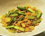アスパラガスとパプリカの挽肉炒め作り方5写真