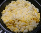 簡単!ぷりぷりエビ炒飯☆ピリ辛生姜風味作り方4写真