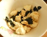 モッツァレラチーズと海苔のわさび醤油和え作り方1写真