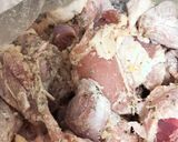 ズッキーニと鶏肉のチーズハーブソルト炒め作り方1写真
