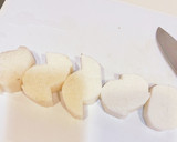 白いおつまみ♡長芋とクリチ梅おかかの和物作り方1写真