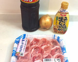 簡単ズボラ☆焼肉のタレ豚と玉葱の生姜焼き作り方1写真