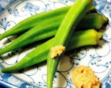 オクラはシンプルにお味噌で作り方1写真