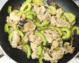 夏！豚こま切れ肉·なす·ゴーヤの味噌炒め作り方9写真