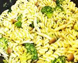 パスタのバジルソース炒めウインナー添え作り方7写真
