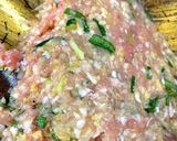 市販の肉ダネで、簡単絶品ホヤ餃子！！作り方2写真