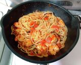 簡単☆海老となすのトマトソースパスタ作り方9写真