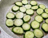 さっぱり中華！豚こま・きゅうり☆ゴマ炒め作り方4写真