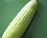 とうもろこし、皮付きのままレンジで加熱作り方1写真
