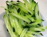 余り物を沢山のせて　ご馳走バクダン納豆作り方1写真