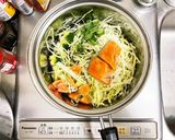 鮭とキャベツの坦々豆乳スープ作り方2写真