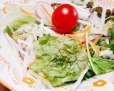 ★超簡単♪カット野菜de美味しいサラダ★作り方2写真