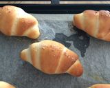 カリッと岩塩がアクセント!塩パン作り方16写真