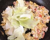 味つけ簡単！カニカマレタスチャーハン作り方4写真