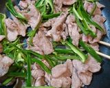 簡単！美味♪豚こまとピーマンのスタミナ丼作り方3写真