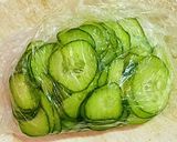 キュウリ入りの卵かけご飯作り方1写真