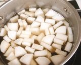 ベトナム中部さつま揚げ麺作り方1写真