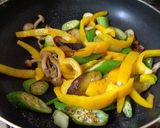 夏野菜のオリーブオイル炒め作り方3写真