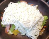 超簡単！夏野菜のソース焼きうどん！！作り方5写真