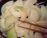 玉ねぎとしめじともやし炒め　明太子味作り方1写真
