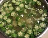 揚げ玉入り　オクラとお豆腐のお味噌汁　作り方2写真