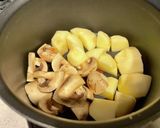 じゃがいもとマッシュルームのミルク煮作り方1写真