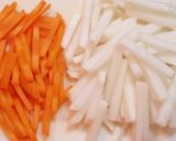 大根ときのこのおかか味噌そぼろ煮作り方1写真