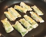 余った餃子の皮で旨い一品!豚しそ包み焼き作り方5写真