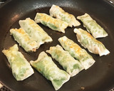 余った餃子の皮で旨い一品！豚しそ包み焼き作り方5写真