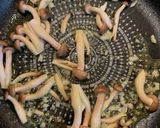 スモークサーモンとしめじのフェットチーネ作り方3写真