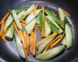 簡単！豚コマきゅうりの甘辛醤炒め作り方3写真