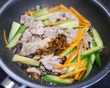 簡単！豚コマきゅうりの甘辛醤炒め作り方4写真