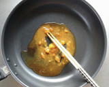 材料2つ☆豚コマもやしの簡単味噌炒め。作り方1写真