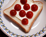 ミニトマトとツナマヨのトースト作り方1写真