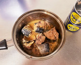鯖の水煮缶と玉ねぎのお醤油煮作り方1写真
