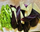 茄子と万願寺唐辛子の中華炒め作り方1写真