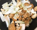 簡単♫しいたけと玉ねぎのバター醤油炒め作り方6写真