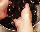 ムール貝の白ワイン蒸し作り方1写真