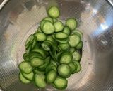 苦味なし！ゴーヤと胡瓜のサラダ作り方1写真