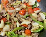 農家のミニトマトと夏野菜の牛肉炒め作り方3写真