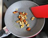 香ばし目玉焼き♬ナッチーズエッグ作り方2写真