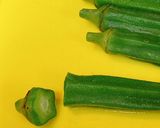 片手でとうもろこしとオクラのサラダ彡作り方5写真