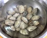 ヘルシー！あさりのもち麦入り炊き込みご飯作り方1写真