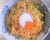 塩ダレ焼きそば温泉卵のせ作り方6写真