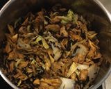 舞茸と白菜と油揚げと昆布の佃煮の和え物作り方4写真